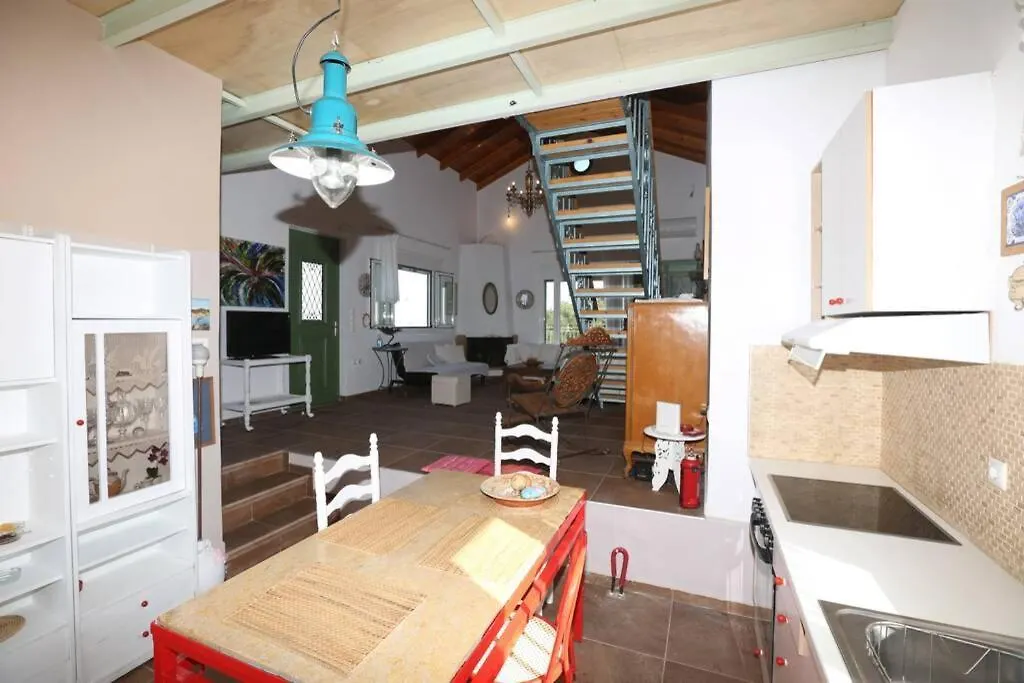 Kalamakia House-Stylish Cottage Near Petani Beach Lixouri Greece