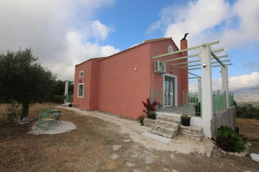 Kalamakia House-Stylish Cottage Near Petani Beach Lixouri Holiday home