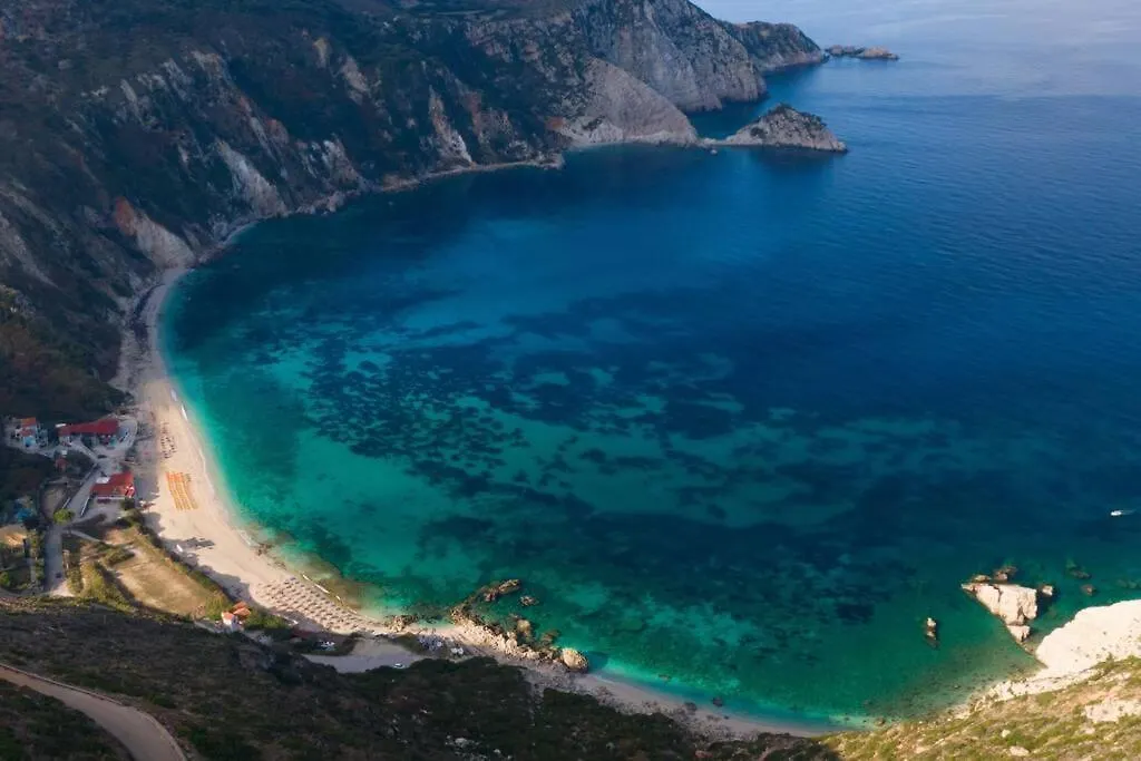 Holiday home Kalamakia House-Stylish Cottage Near Petani Beach Lixouri