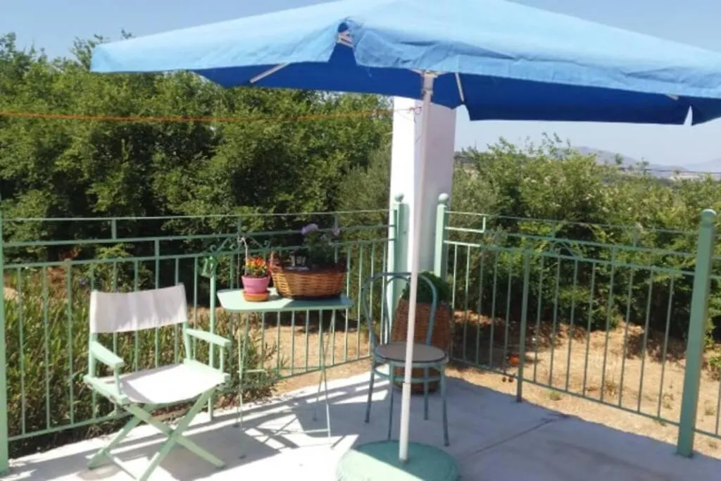 Kalamakia House-Stylish Cottage Near Petani Beach Lixouri Holiday home